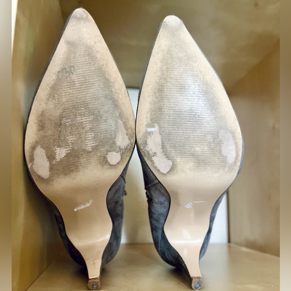 Carlos by Carlos Santana Gray Heeled Boots - Picture 8 of 10